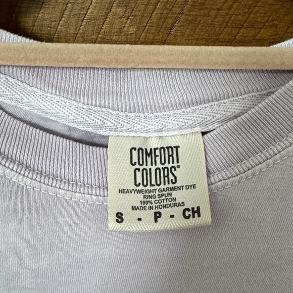 Mountain Moverz Light Purple T-Shirt - Ain't No Love Like Mama's - Picture 2 of 2